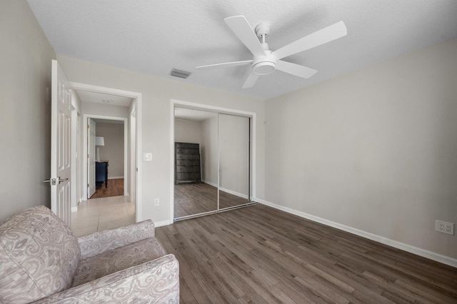 15880 Meadow Wood Drive, Wellington, FL 33414