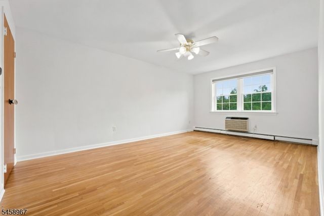605 Grove St 8, Clifton City, NJ 07013
