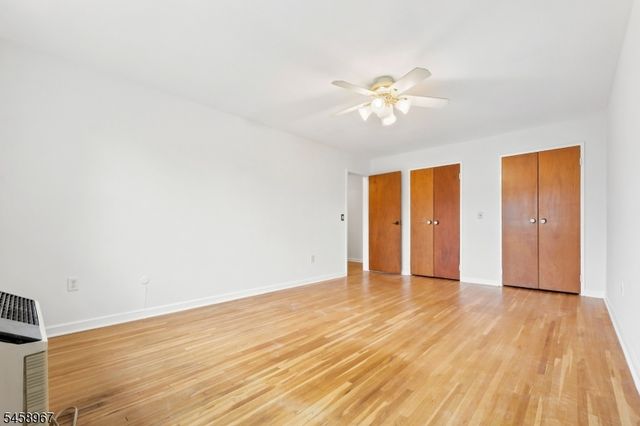 605 Grove St 8, Clifton City, NJ 07013