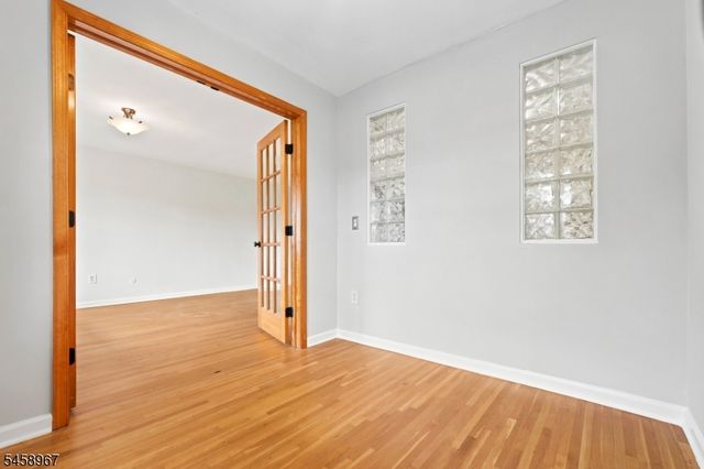 605 Grove St 8, Clifton City, NJ 07013