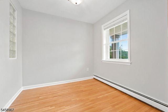605 Grove St 8, Clifton City, NJ 07013