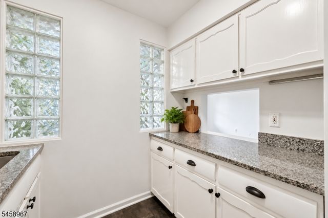 605 Grove St 8, Clifton City, NJ 07013