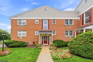 605 Grove St 8, Clifton City, NJ 07013