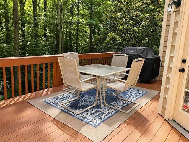 2059 Sanderlings Drive NW, Kennesaw, GA 30152