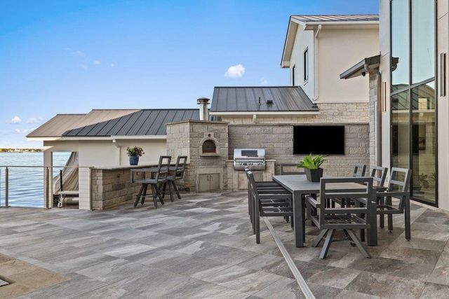 402 Lighthouse DR, Horseshoe Bay, TX 78657