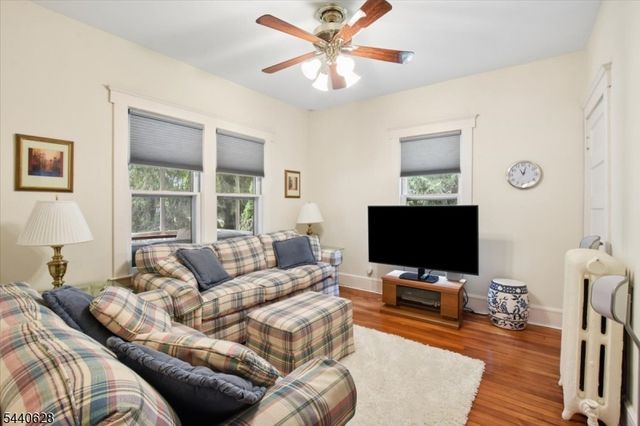 559 Parkview Ave, Westfield Town, NJ 07090