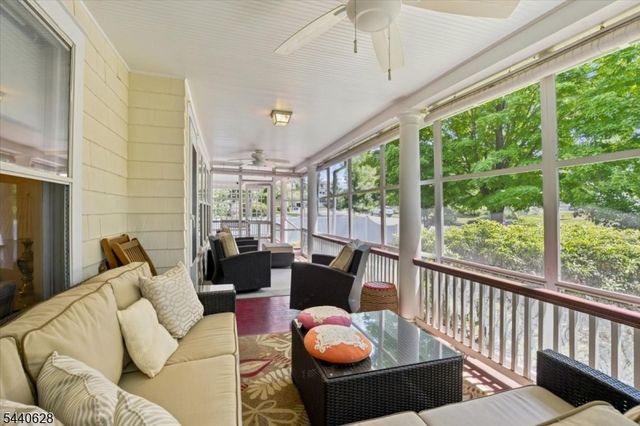 559 Parkview Ave, Westfield Town, NJ 07090