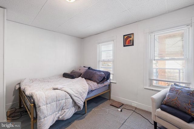 2 LOWER OAK ST, Wilmington, DE 19805