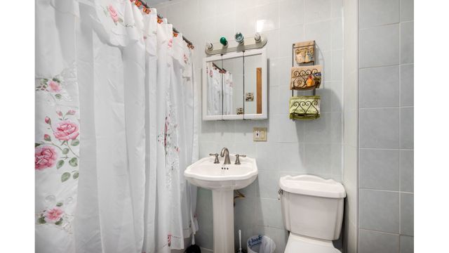 315 E 28TH Street, New York City, NY 11226