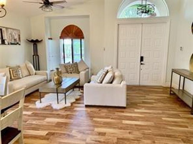 9139 Citrus Isle Lane, Lake Worth, FL 33467