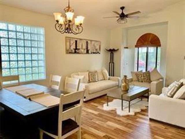 9139 Citrus Isle Lane, Lake Worth, FL 33467