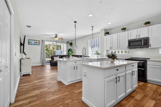 9139 Citrus Isle Lane, Lake Worth, FL 33467
