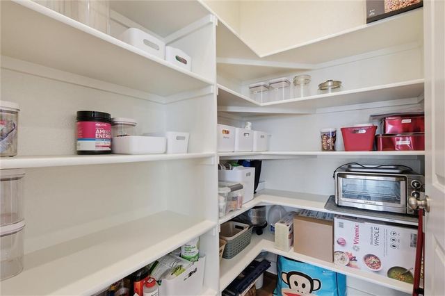 4420 SW Tanzanite Circle, Lee's Summit, MO 64082