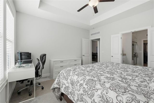 4420 SW Tanzanite Circle, Lee's Summit, MO 64082