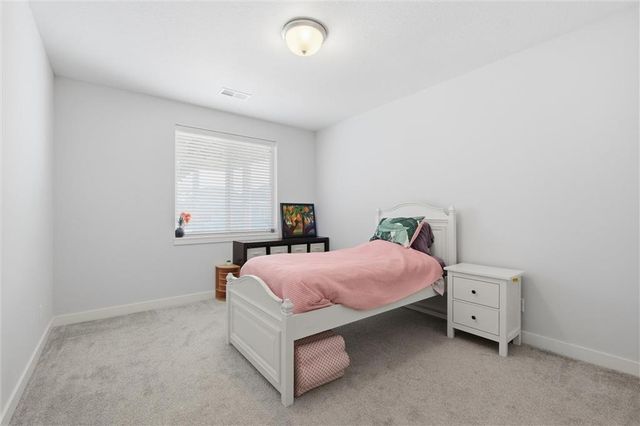 4420 SW Tanzanite Circle, Lee's Summit, MO 64082