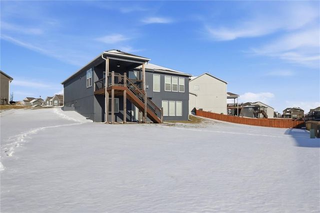 4420 SW Tanzanite Circle, Lee's Summit, MO 64082