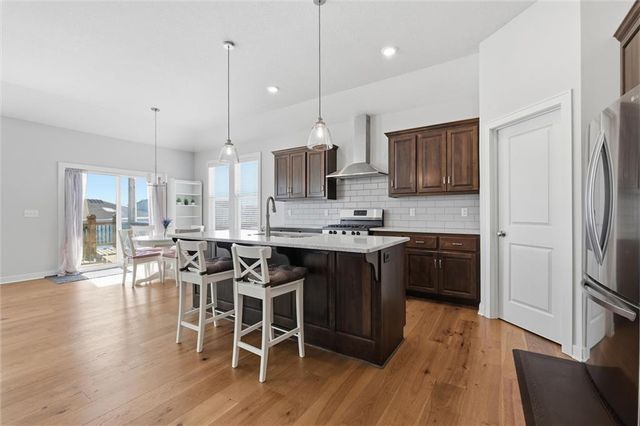 4420 SW Tanzanite Circle, Lee's Summit, MO 64082