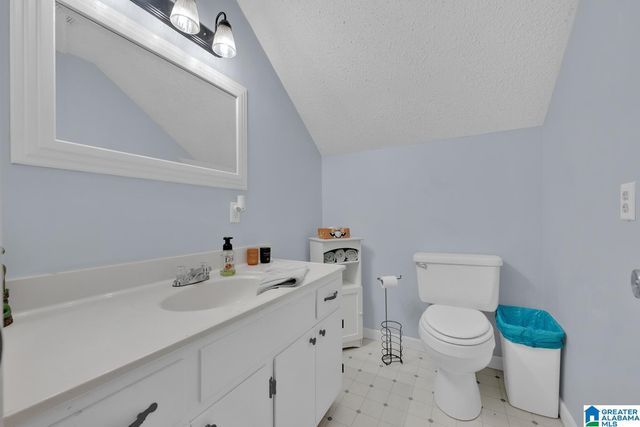 425 ARMSTRONG DRIVE, Hayden, AL 35079