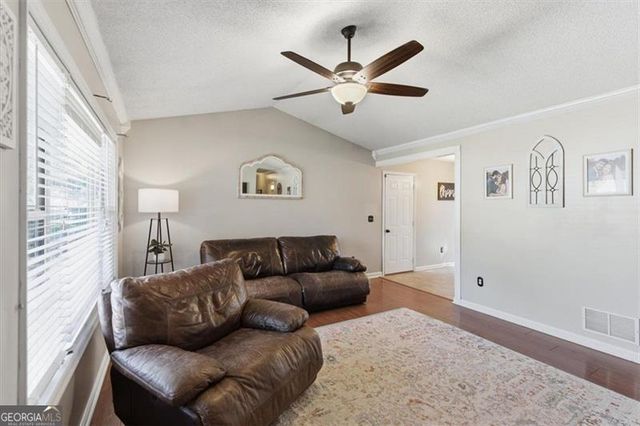 23 LAZY WATER Drive, Euharlee, GA 30120