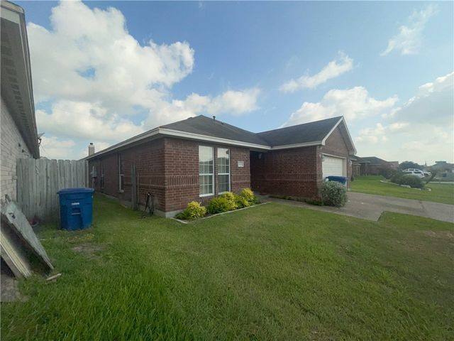 3149 Boar Thicket Dr, Corpus Christi, TX 78414