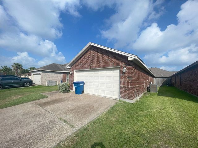 3149 Boar Thicket Dr, Corpus Christi, TX 78414
