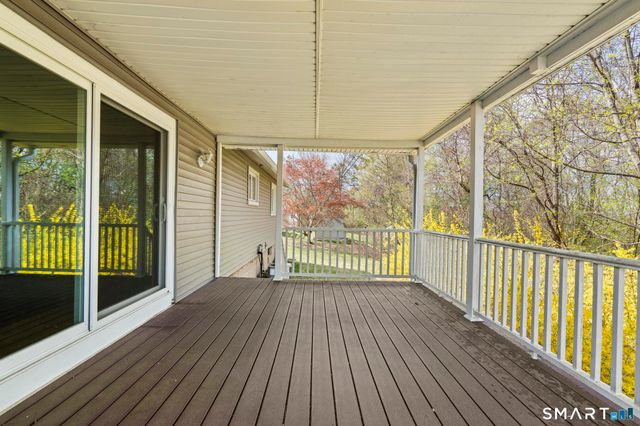 35 Fans Rock Road, Hamden, CT 06518