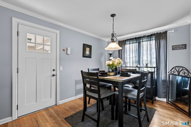 35 Fans Rock Road, Hamden, CT 06518