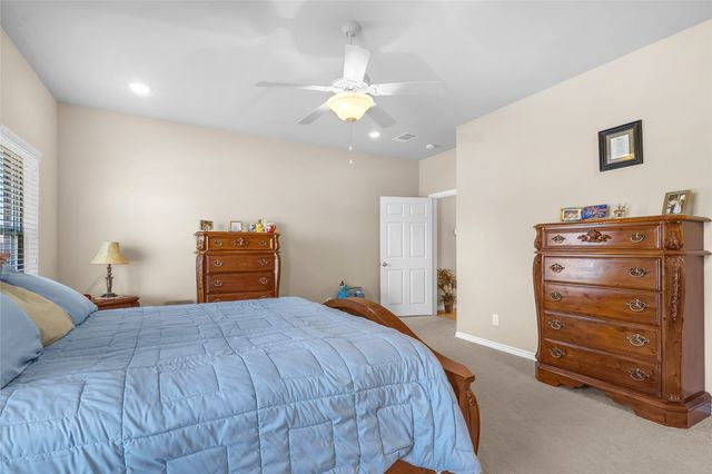 300 W McAfee Street, Mabank, TX 75147