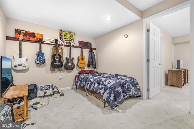 16050 HAMILTON STATION RD, Waterford, VA 20197