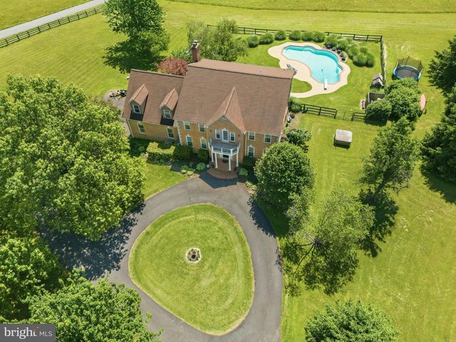 16050 HAMILTON STATION RD, Waterford, VA 20197