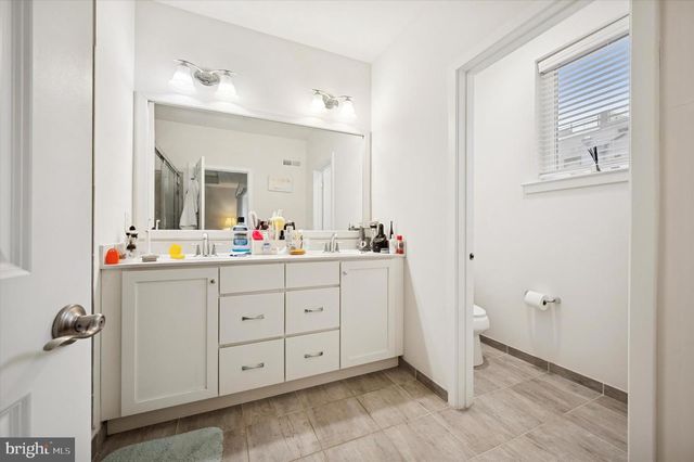 807 LAKEVIEW CT, King Of Prussia, PA 19406