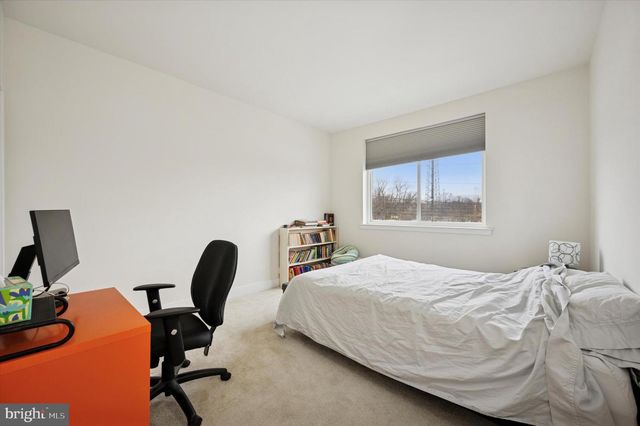 807 LAKEVIEW CT, King Of Prussia, PA 19406