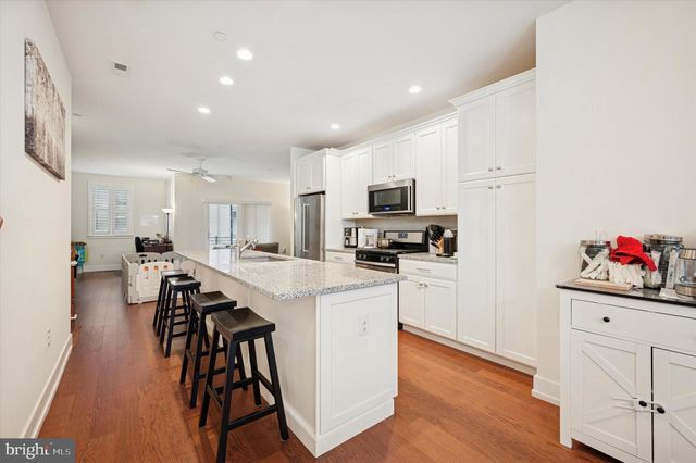 807 LAKEVIEW CT, King Of Prussia, PA 19406