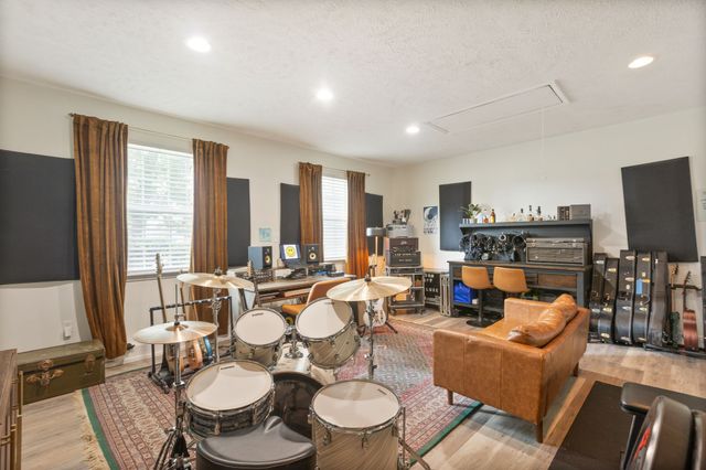 223 Cool Waters Ct, Christiana, TN 37037
