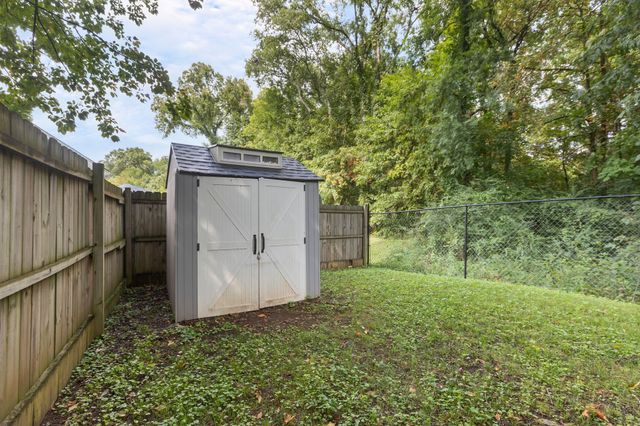 223 Cool Waters Ct, Christiana, TN 37037