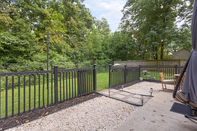 223 Cool Waters Ct, Christiana, TN 37037