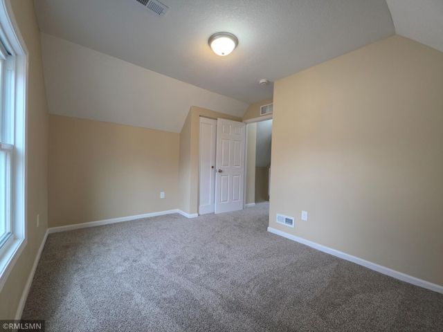 853 Conway Street, Saint Paul, MN 55106