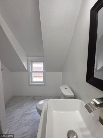 853 Conway Street, Saint Paul, MN 55106