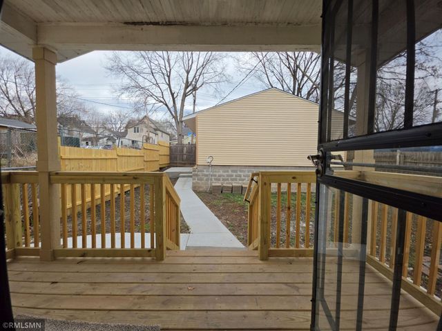 853 Conway Street, Saint Paul, MN 55106