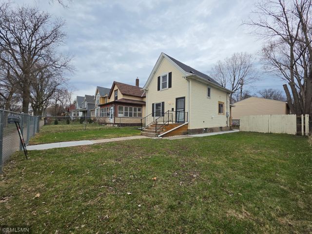 853 Conway Street, Saint Paul, MN 55106