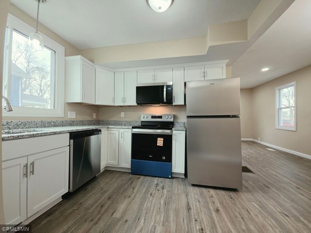 853 Conway Street, Saint Paul, MN 55106