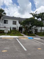 7254 Clunie Place 15005, Delray Beach, FL 33446