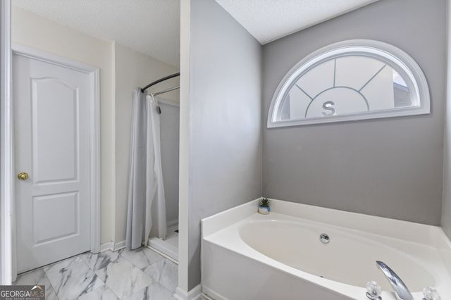 4008 Lindsey Lane, Rex, GA 30273