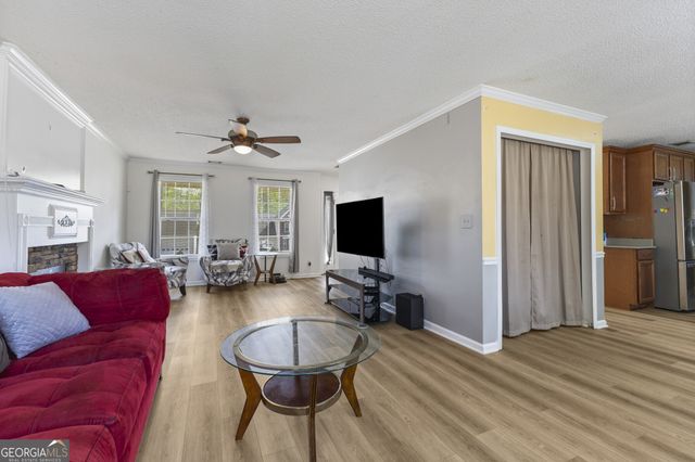 4008 Lindsey Lane, Rex, GA 30273