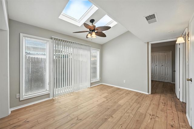 6076 Dooley Drive, The Colony, TX 75056