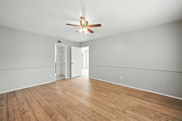 6076 Dooley Drive, The Colony, TX 75056