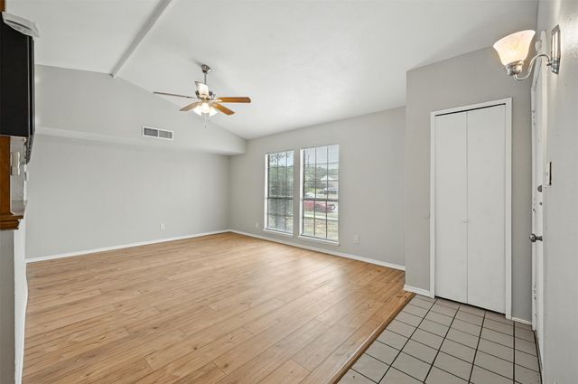 6076 Dooley Drive, The Colony, TX 75056