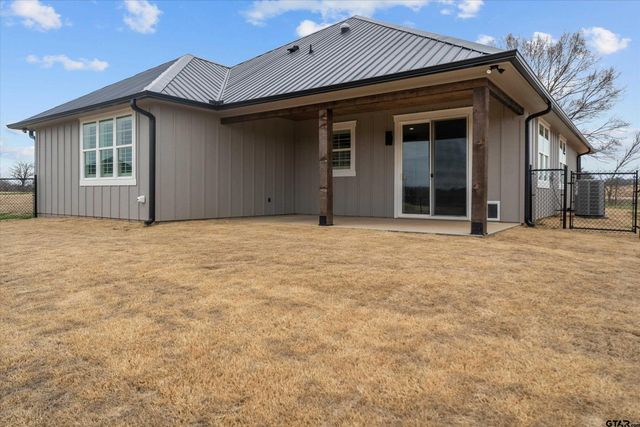 3860 FM 1995, Van, TX 75790