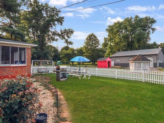 165 BROOKDALE AVE, Martinsburg, WV 25401
