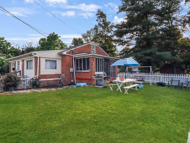 165 BROOKDALE AVE, Martinsburg, WV 25401